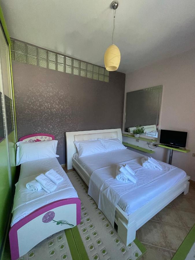 Sunkissed Centre Apartment Vlore Ngoại thất bức ảnh