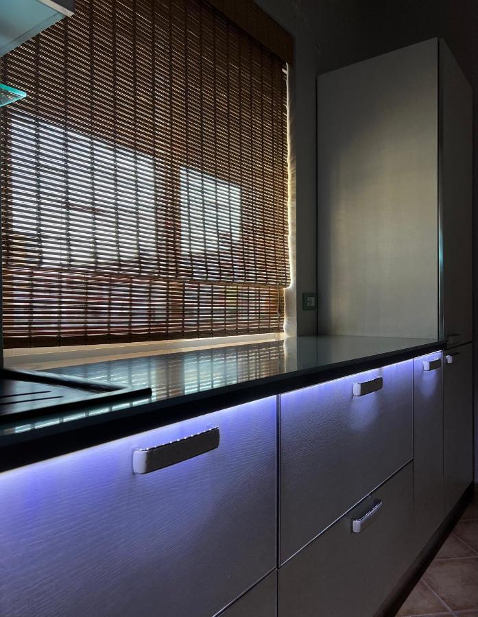 Sunkissed Centre Apartment Vlore Ngoại thất bức ảnh