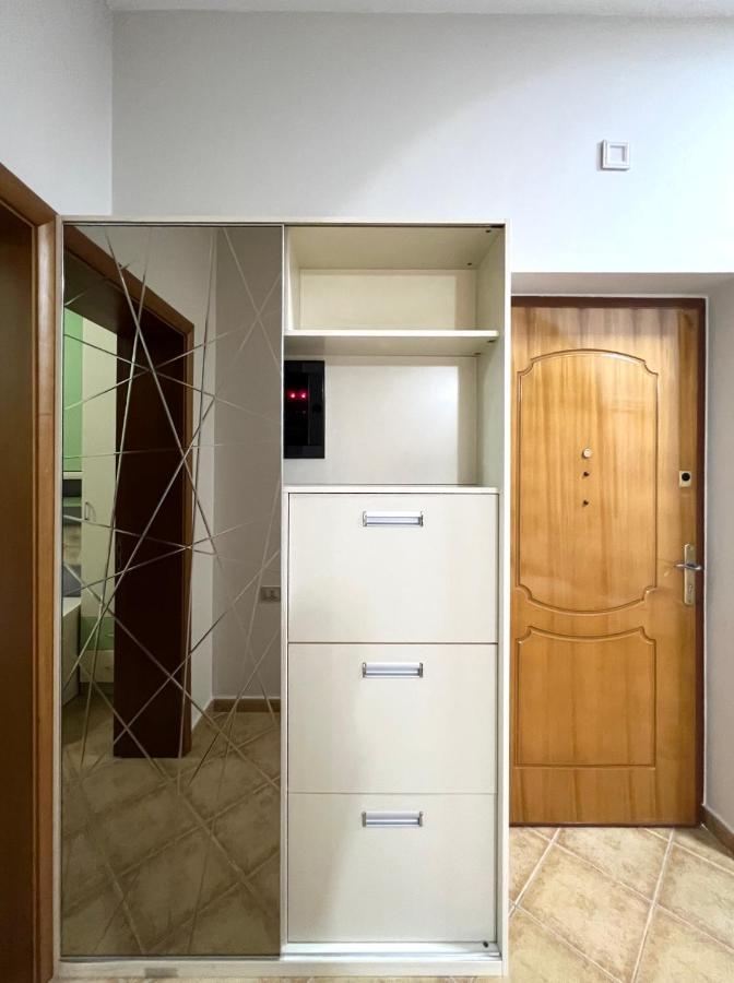 Sunkissed Centre Apartment Vlore Ngoại thất bức ảnh